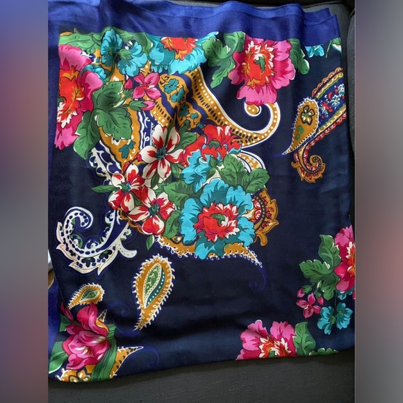 Shawl 100 % wool by Etro - Picture 1 of 4